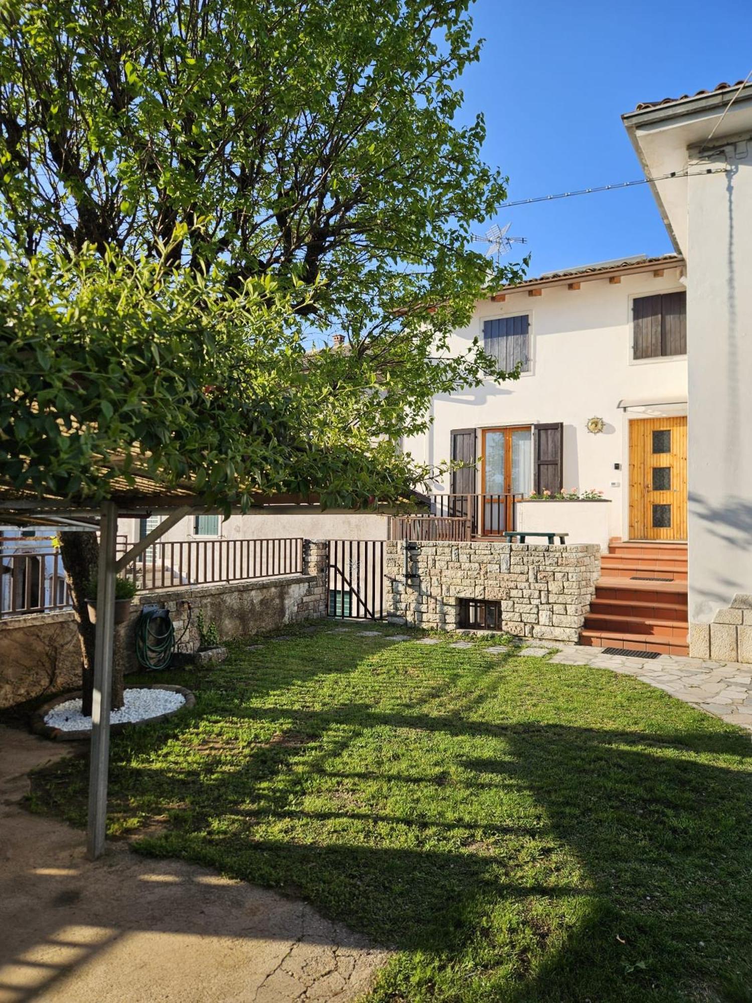 Casa Dell'Alpino Villa Caprino Veronese Kültér fotó